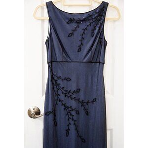 Adrianna Papell Y2K Sleaveless Beaded Gray Evening Dress, size 4